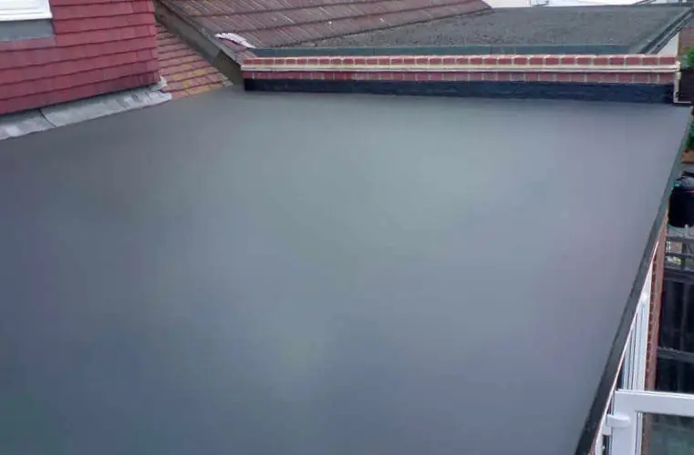EPDM rubber flat roofing